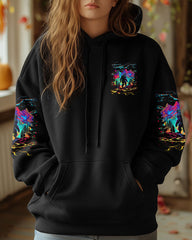 Maxcorners (Hot Deal) The Closer I Get To Nature Colorful Bigfoot All Over Print - Tlnt1211244 LM1601